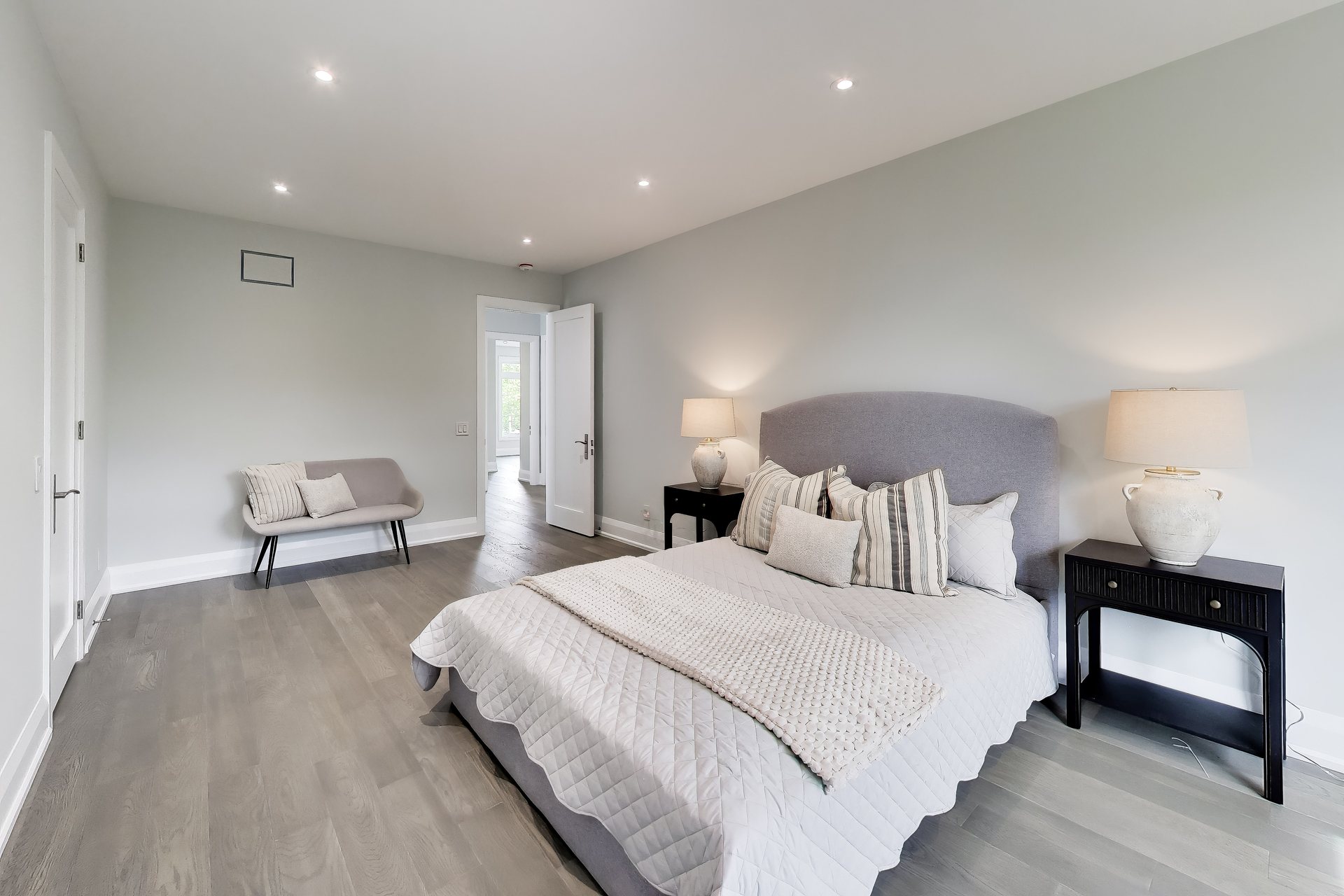 24 Ravenscrest Drive — second floor