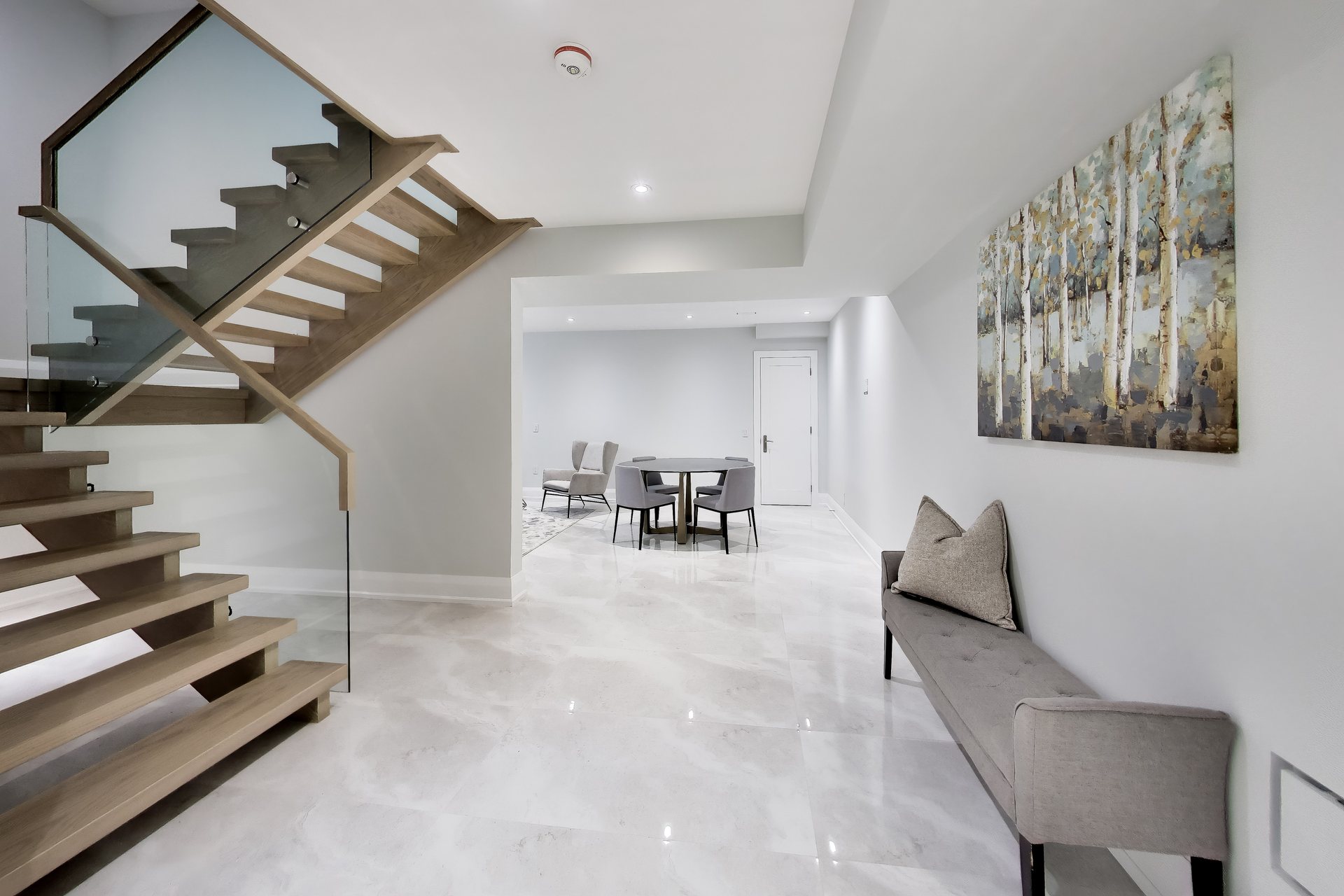 24 Ravenscrest Drive — lower level